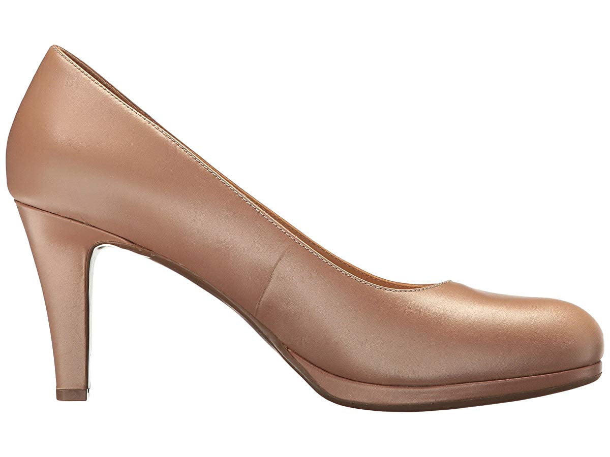 naturalizer michelle