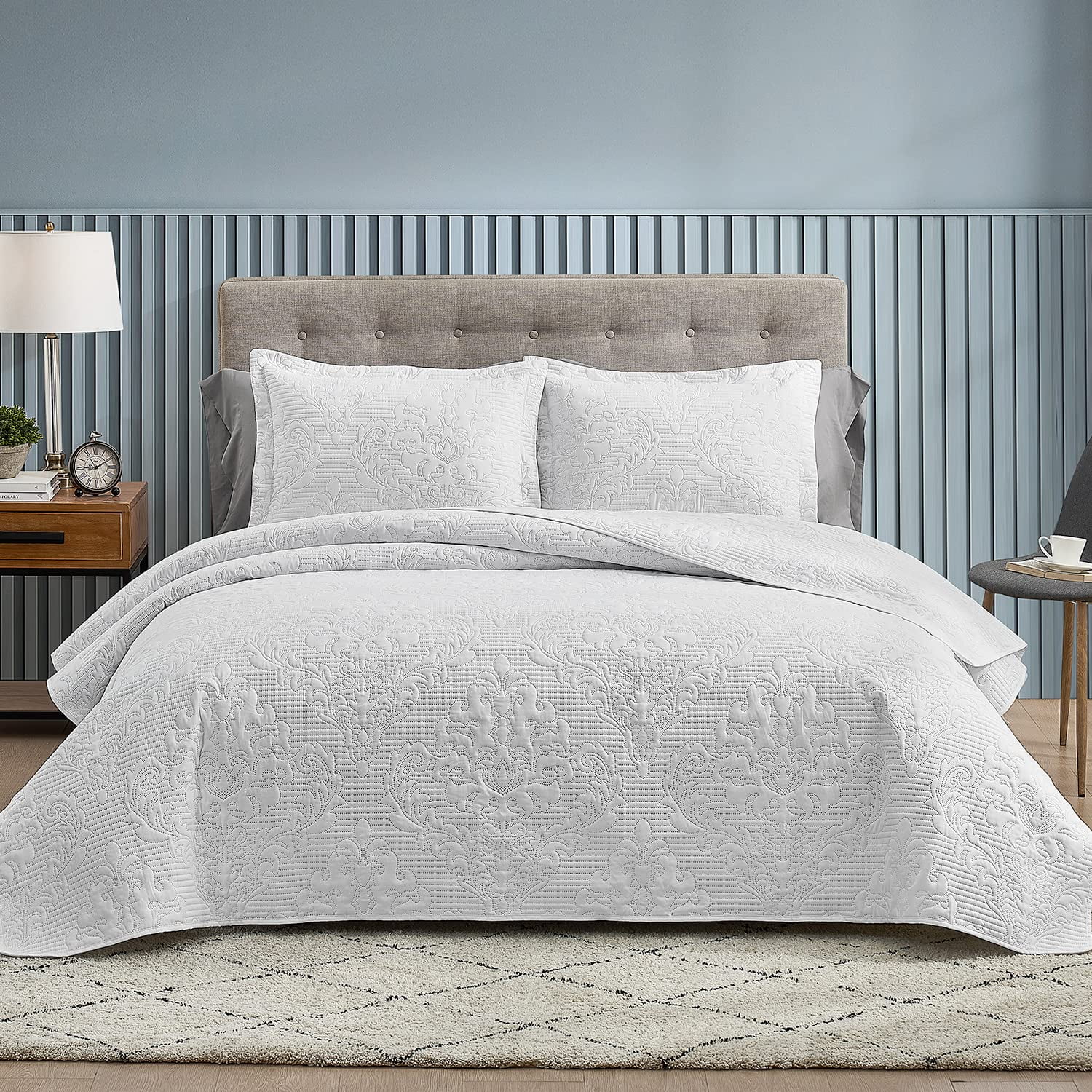 Hansleep White Quilt Queen Size Bedding Set, Lightweight Coverlet Queen