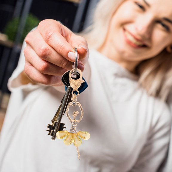 OUNONA Ballet Dancer Keyring with Sparkling Crystal Accents Purse Charm Decorations Dance Costume Accessory Party Supplies for Women Girls