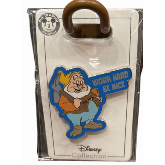 Disney Parks Snow White Seven Dwarfs Work Hard Be Nice Pin New with Card