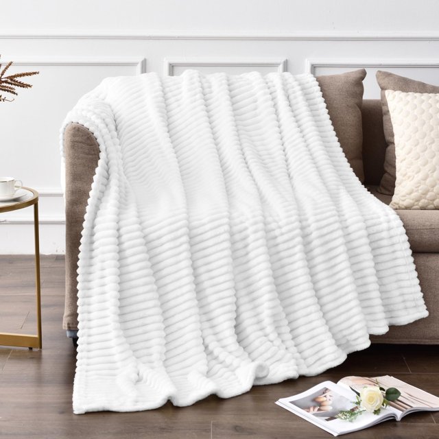 Bedelite Manta De Forro Polar Tamaño Doble – Jacquard Acanalado 3D Suave Y Cálido Mantas Decorativas Difusas – Acogedoras Mantas Ligeras De Felpa Esponjosa Para Sofá Cama (Blanco 60 X 80 Pulgadas)