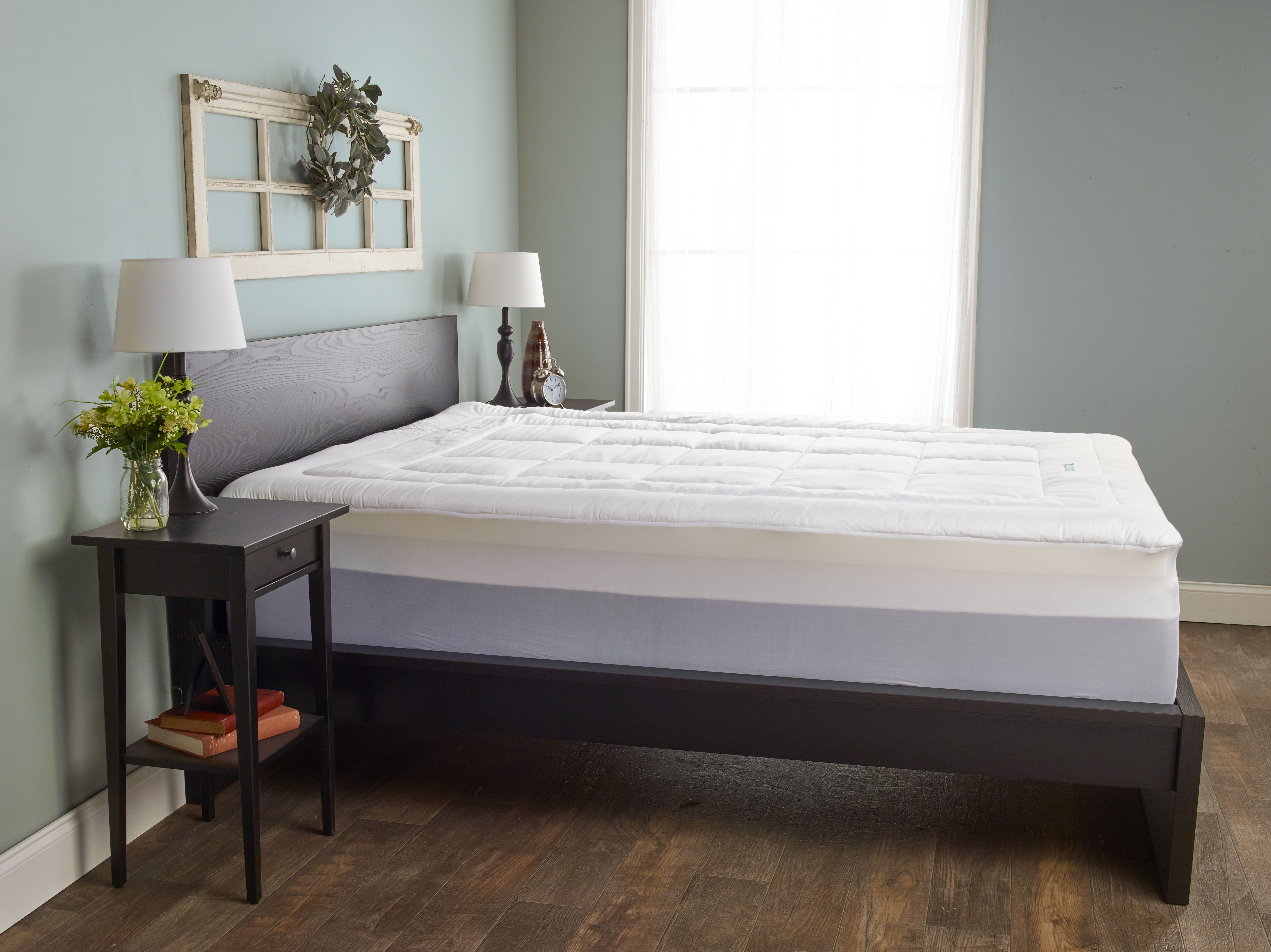Isotonic Iso-Cool Memory Foam Queen Mattress Topper with Outlast