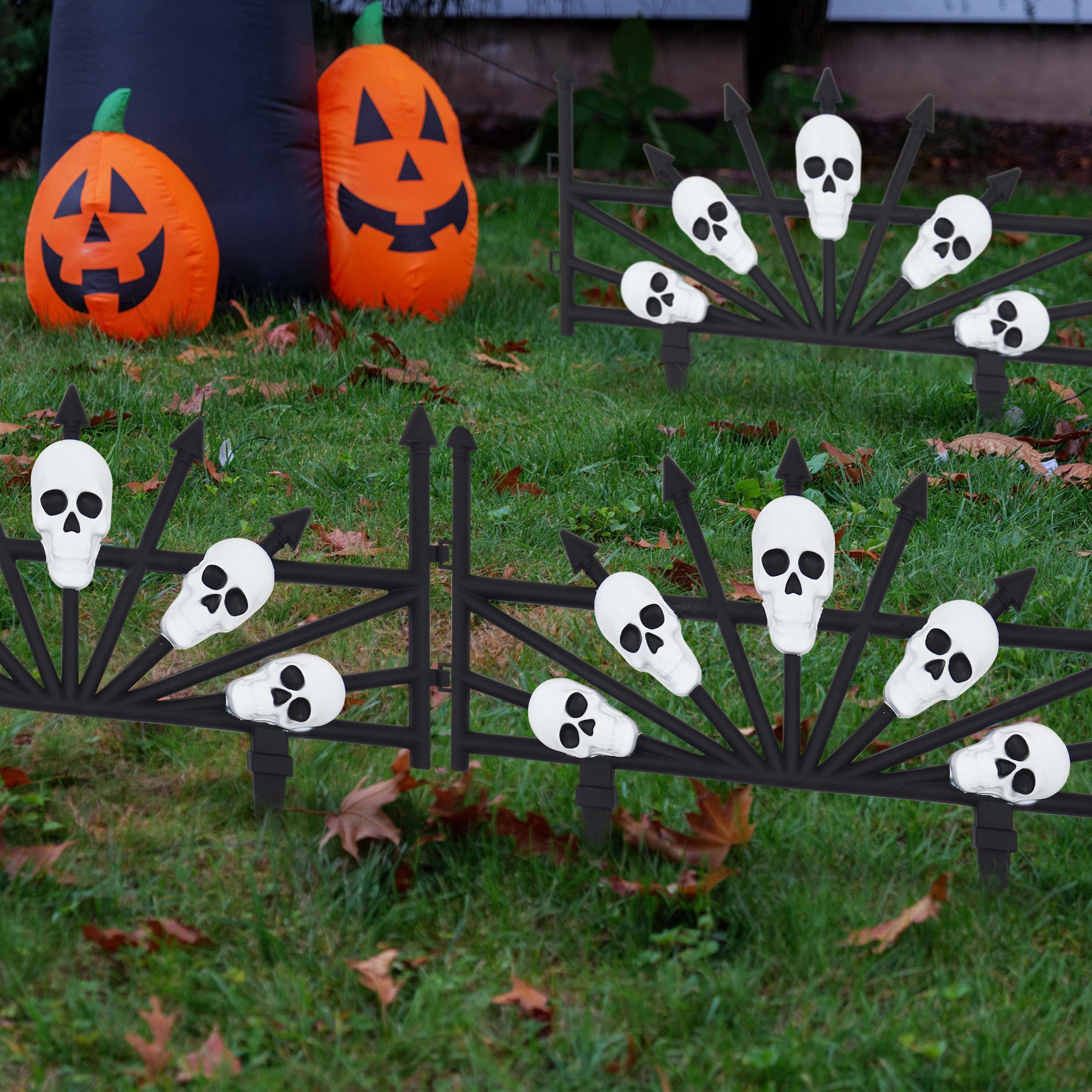 Plastic Skull Fence Yard Stake, Black and White, Halloween by Way To Celebrate