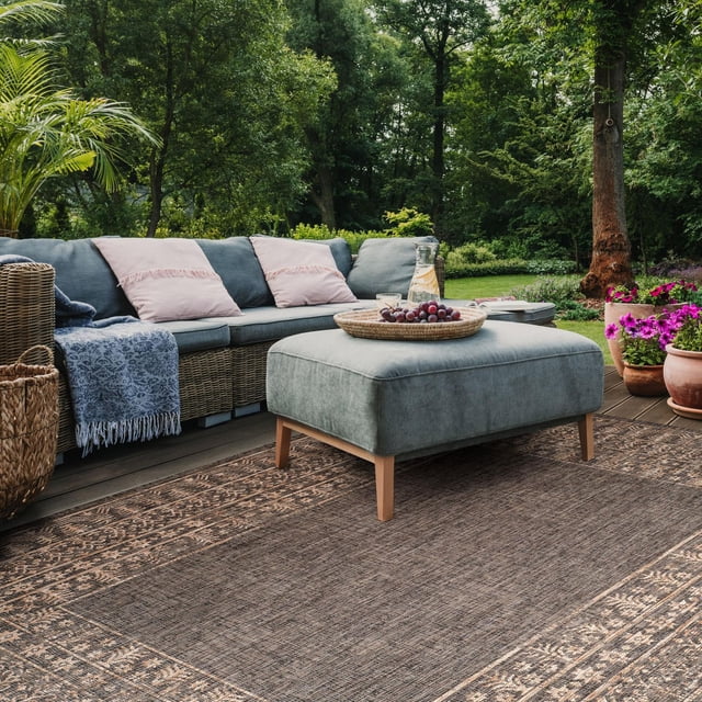 SAFAVIEH Courtyard Jolyon Bordered Indoor/Outdoor Area Rug