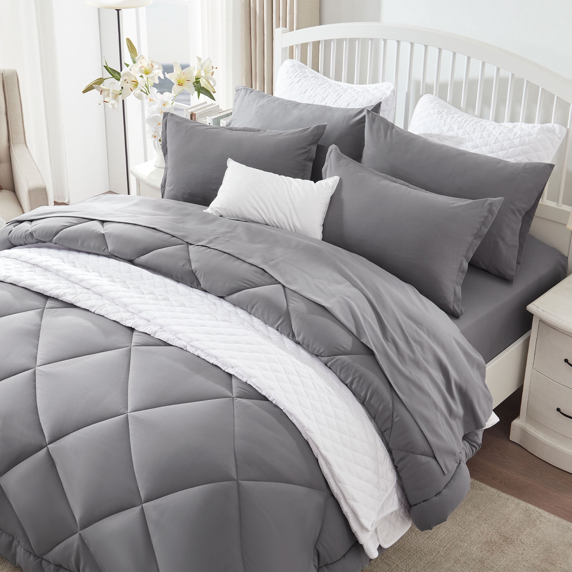Sleep Zone King Size Comforter Duvet Insert, Down Alternative Reversible Comforter, Lightweight, Soft and Breathable Bedding All Season, Diamond Quilting Grey