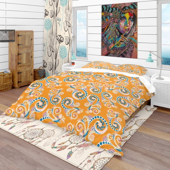 Designart 'Ornamental Floral Pattern with Flowers' Bohemian & Eclectic Duvet Cover Set