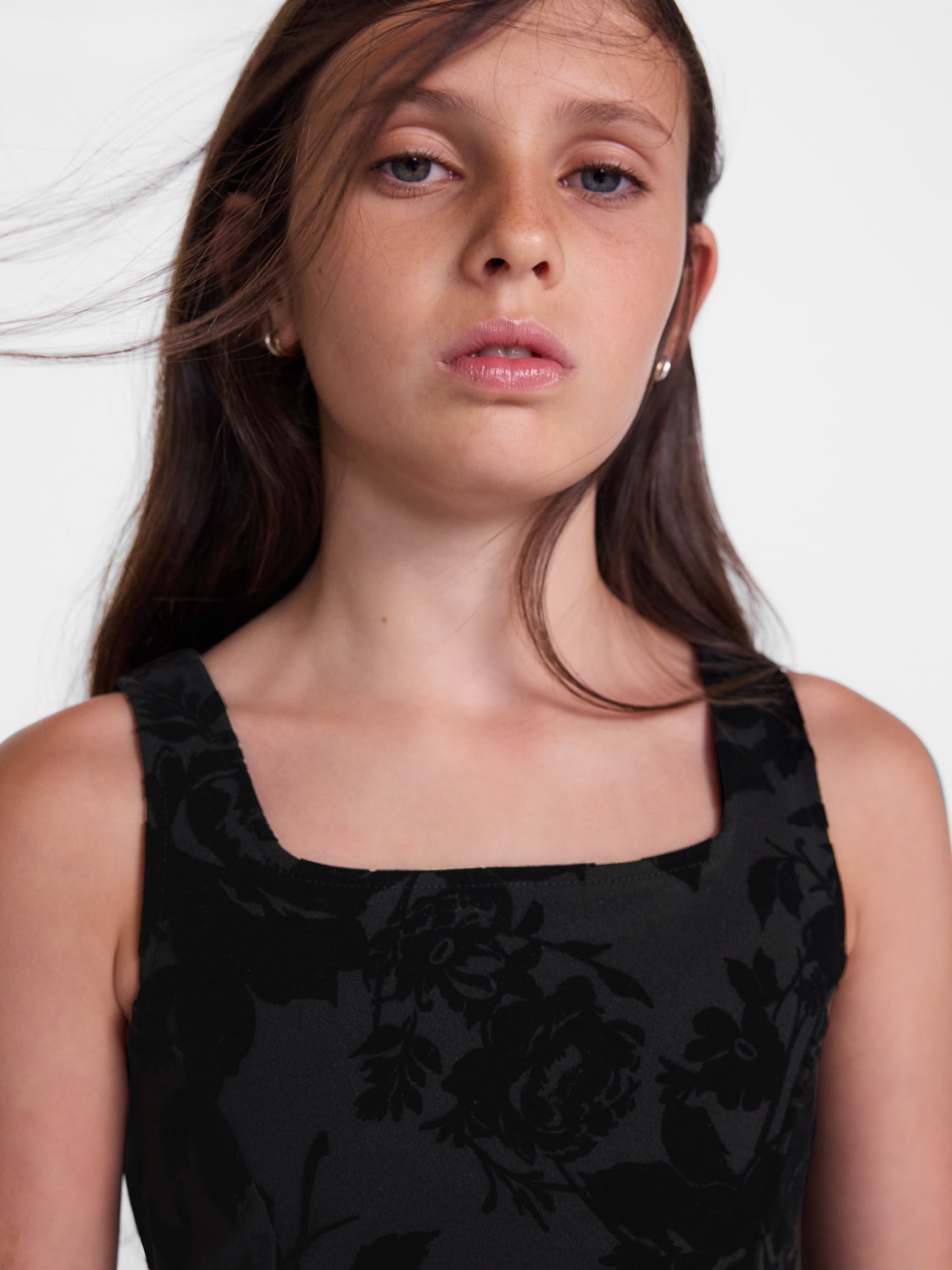 Weekend Academy Girls Sleeveless Flocked Velvet Dress, Sizes 4-18