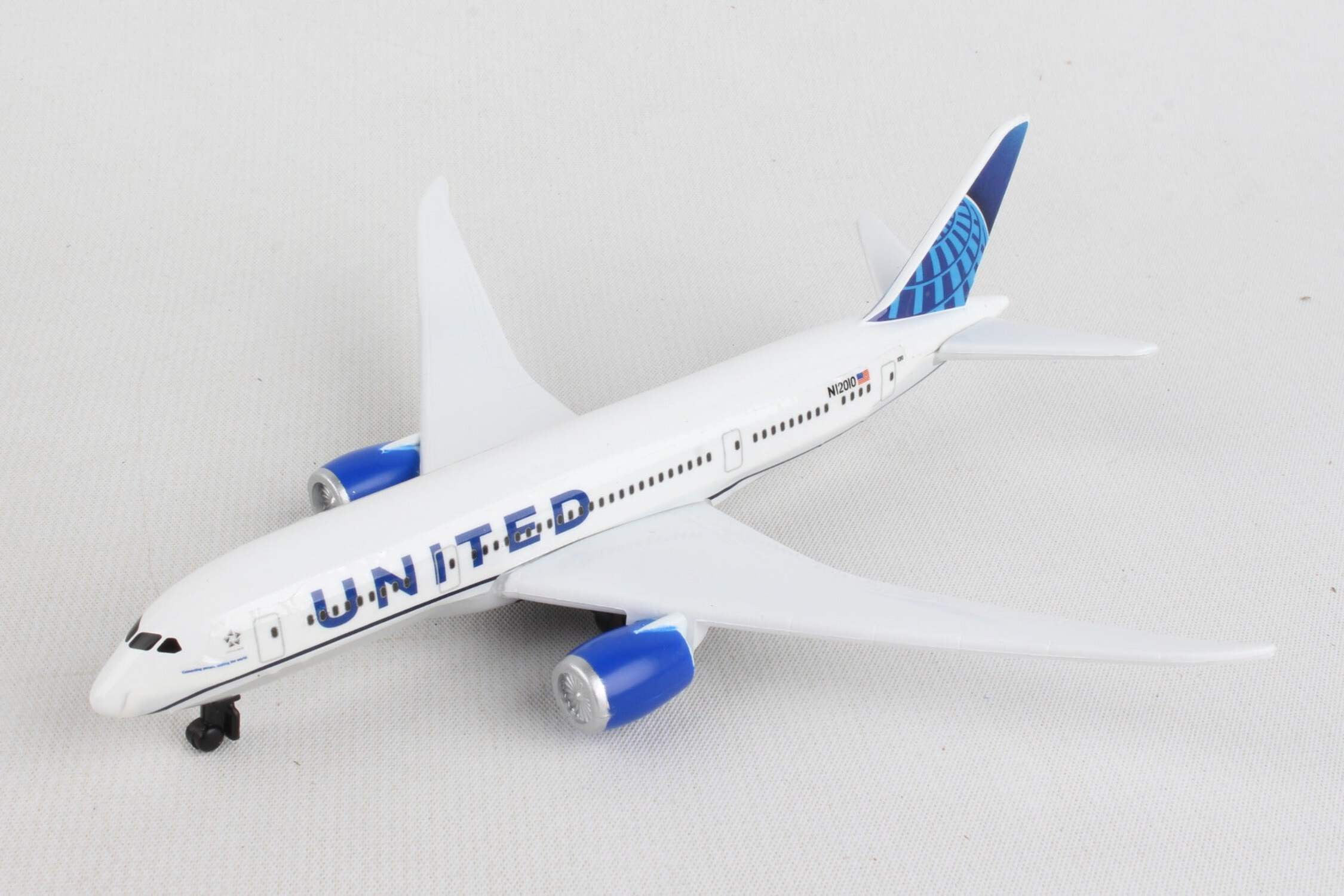 DARON RT6264-2 UNITED Airlines Boeing 787 Die Cast Model Plane