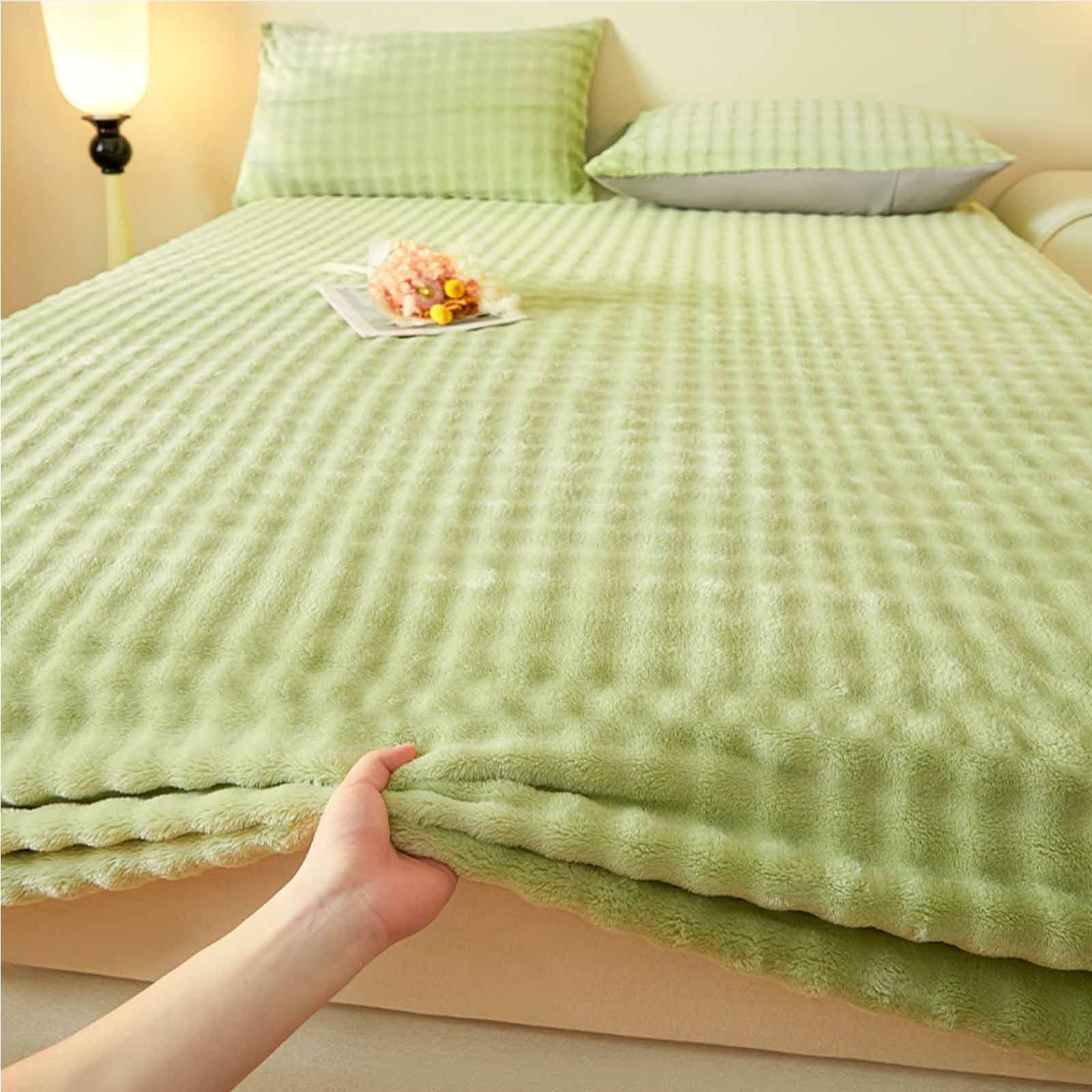 Isvgxsz Velvet Checkered Bedding Mattress Cover, Fuzzy Flannel Fluffy Mattress Twin Bed Non-Slip Protector,Milk Velvet Mattress Covers Queen Size Fitted Sheet