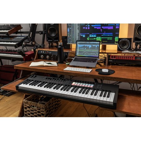 novation ノベーション Launchkey 61 MK4 MIDIキーボード 61鍵盤 NOVLKE61MK4