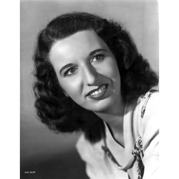 Mary Wickes Portrait in Classic Photo Print (24 x 30)