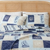 Great Bay Home Coastal Beach Reversible Reversible Quilt Set With Shams  (Twin, Caspian)