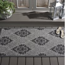 Safavieh Courtyard Jennifer Damask Indoor/Outdoor Area Rug, Light Gray/Anthracite, 4' x 5'7"
