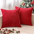 thumbnail image 1 of Funda de almohada Miulee de felpilla roja, 50 x 50 cm, decoración navideña, 2 unidades, 1 of 9