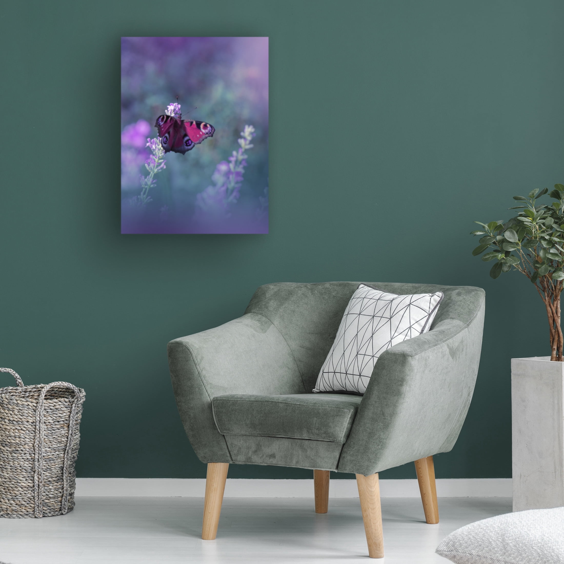 Trademark Fine Art Juliana Nan Queen Of Flowersiii Canvas Wall Art