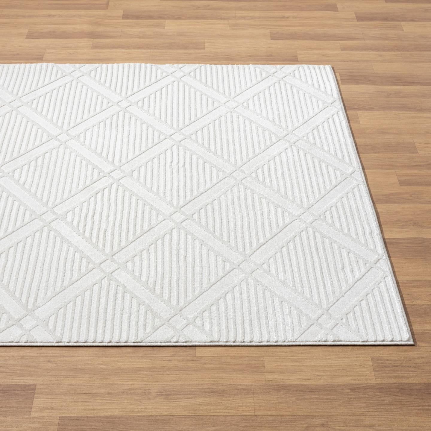 Luxe Weavers Geometric Diamond Shaped Cream 8x10 Area Rug for Living Rooms