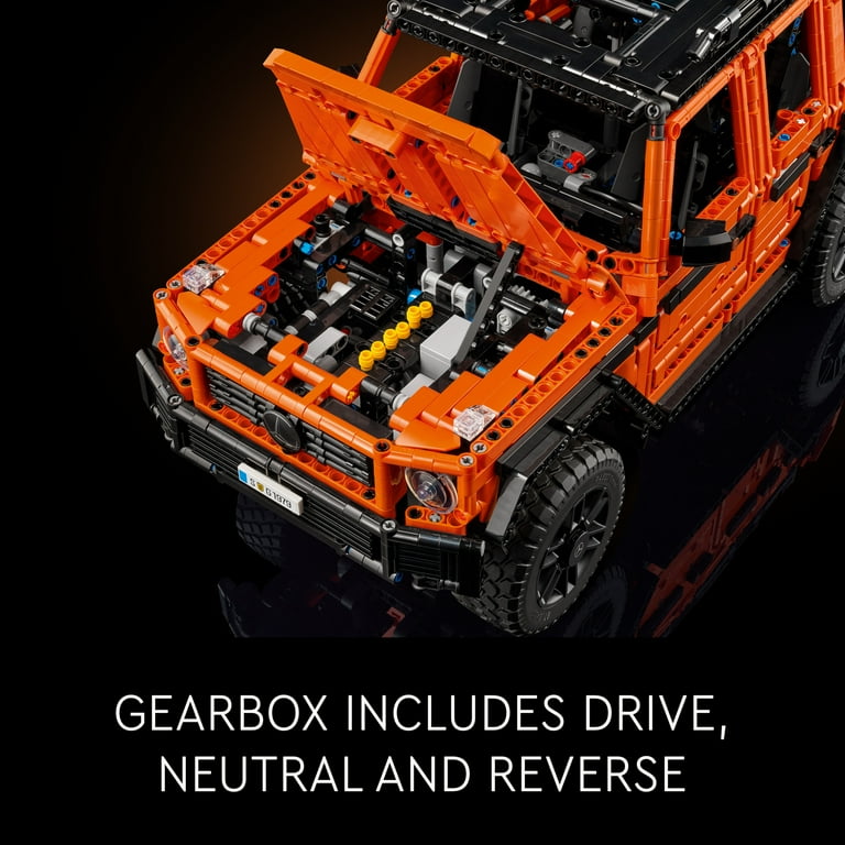 LEGO Technic Mercedes-Benz G 500 PROFESSIONAL Line Car Building