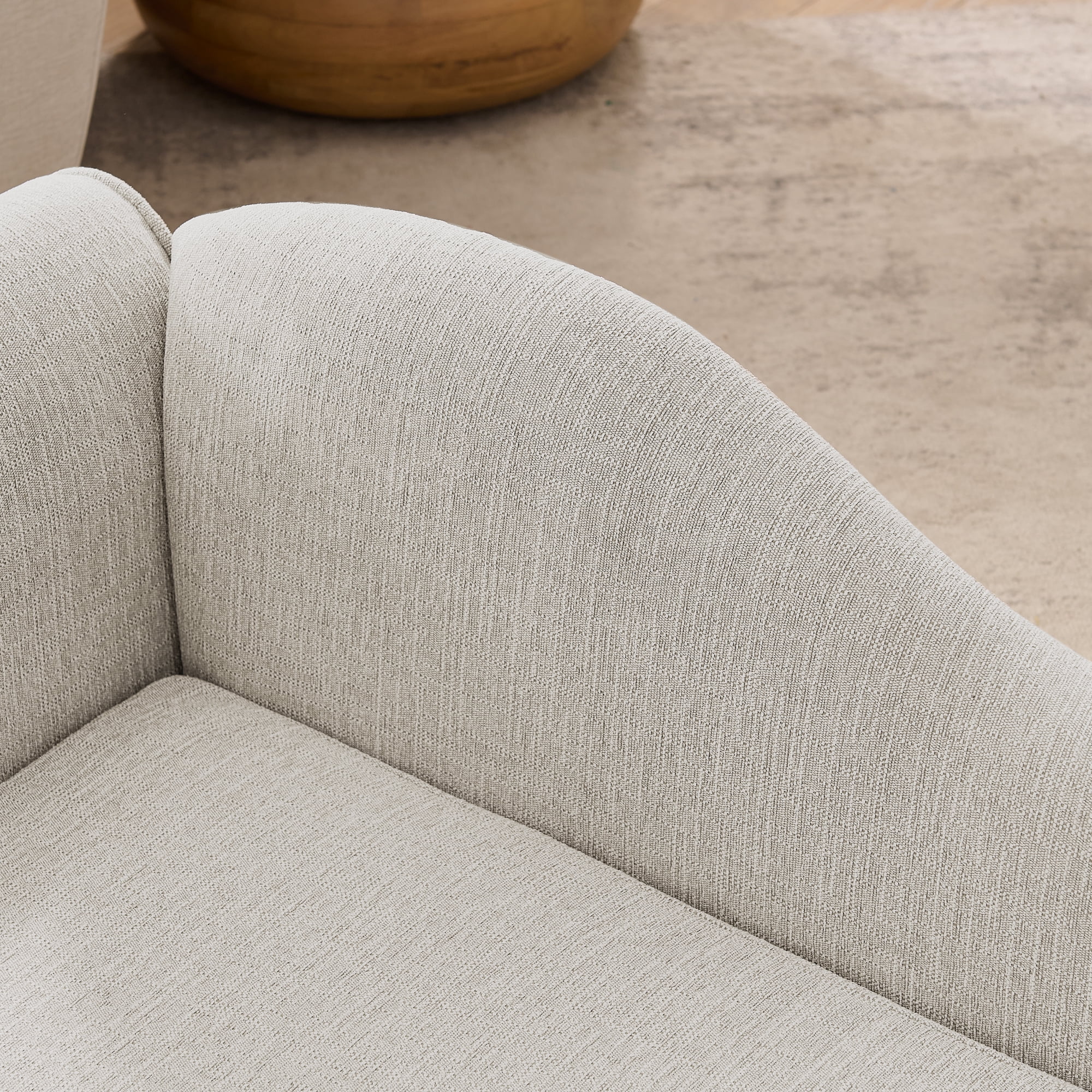 Oversized Pet Sofa for Medium/Large Dogs, Modern Irregular Wave Backrest, Single Armrest, Premium Breathable Linen Fabric, Soft Cushion & Low Plastic Feet, Beige