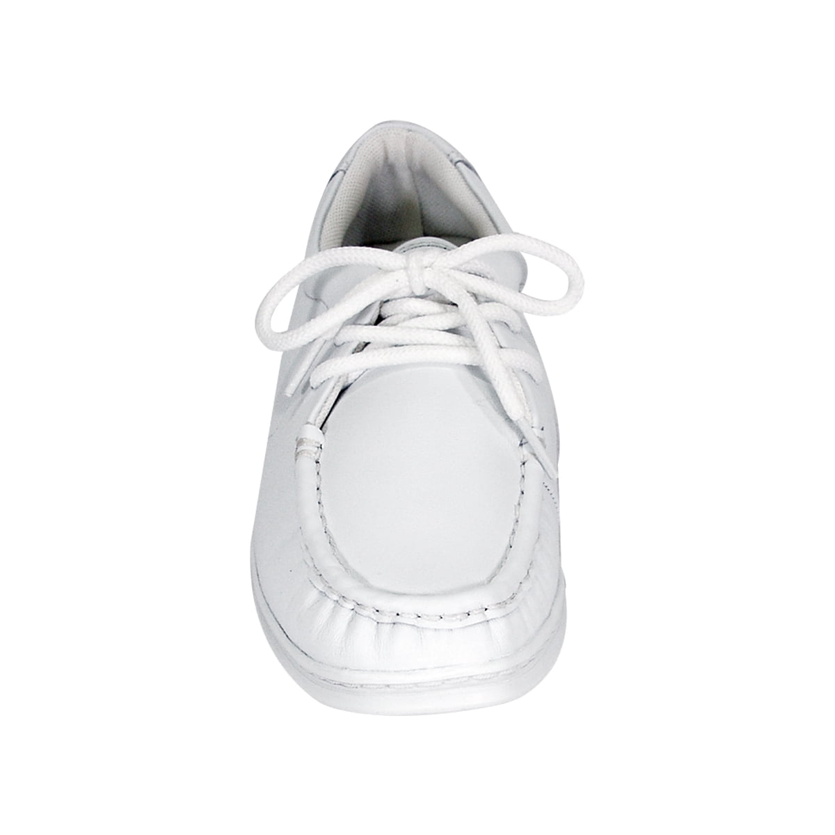 24 HOUR COMFORT Harper Wide Width Professional Sleek Shoe WHITE 6.5