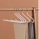 thumbnail image 5 of Percha para pantalones en forma de Z: perchero antideslizante resistente para ropa para armario, organizador de almacenamiento para ahorrar espacio, pack de 5, 5 of 6