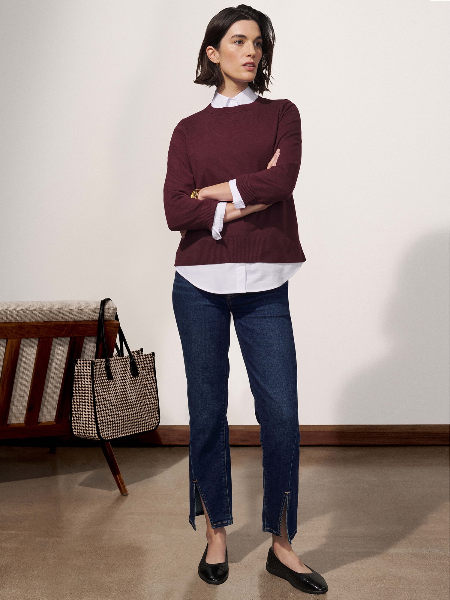 Time and Tru Women's Long Sleeve Button Down Shirt