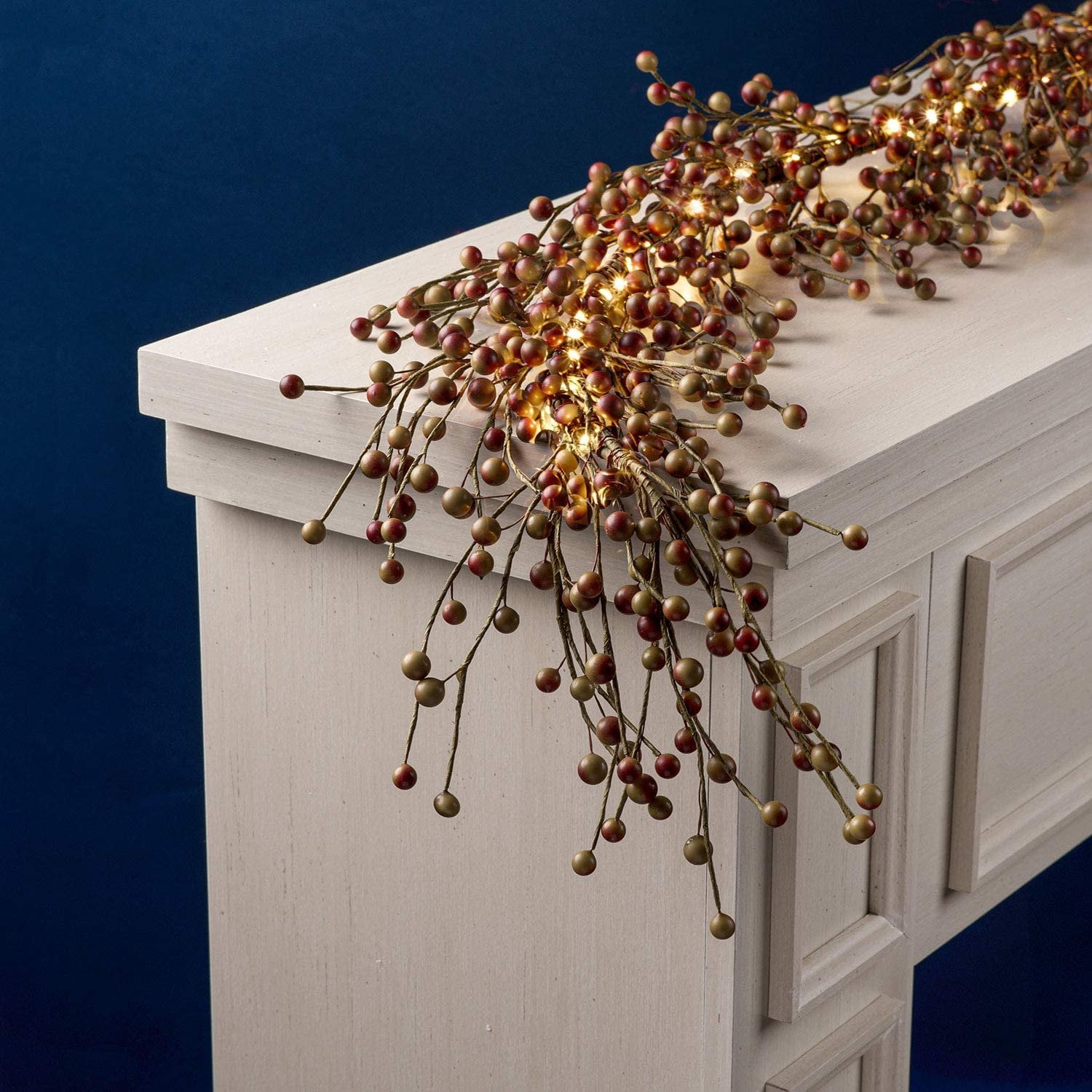 LampLust Pip Berry Garland with Lights 6 Foot, Rustic Grapevine Base