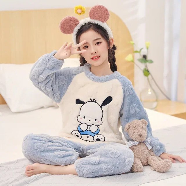Pijamas de Anime Sanrios Kuromi Cinnamoroll My Melody para niños, Pochacco Kawaii, terciopelo Coral lindo, ropa de casa gruesa para niños y niñas, Invierno