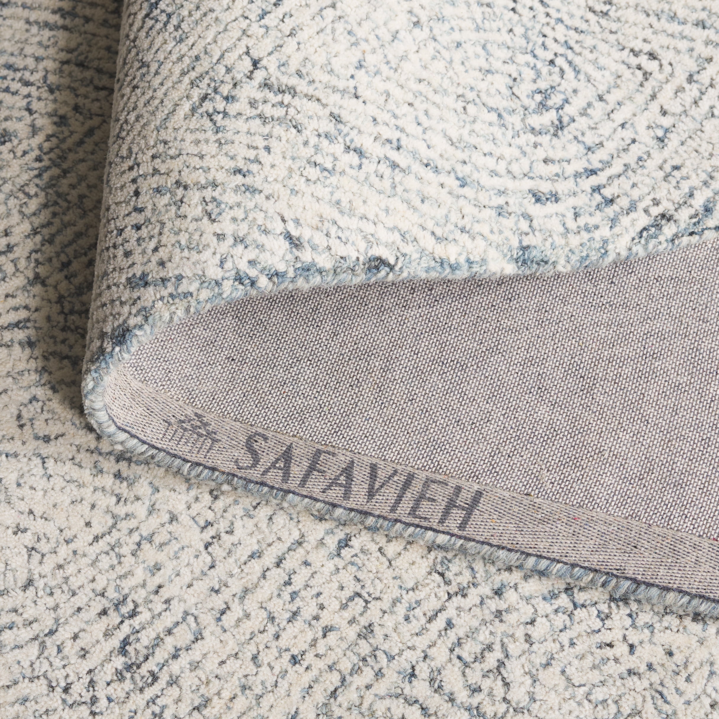 SAFAVIEH Abstract Caelestinus Ogee Wool Area Rug, Ivory/Blue, 2' x 3'