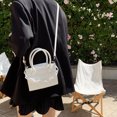 thumbnail image 3 of Bolso cruzado de PU con patrón de cuadros para mujer a la moda, bolso de cadena informal (blanco) Tmvgtek Para estrenar, 3 of 9