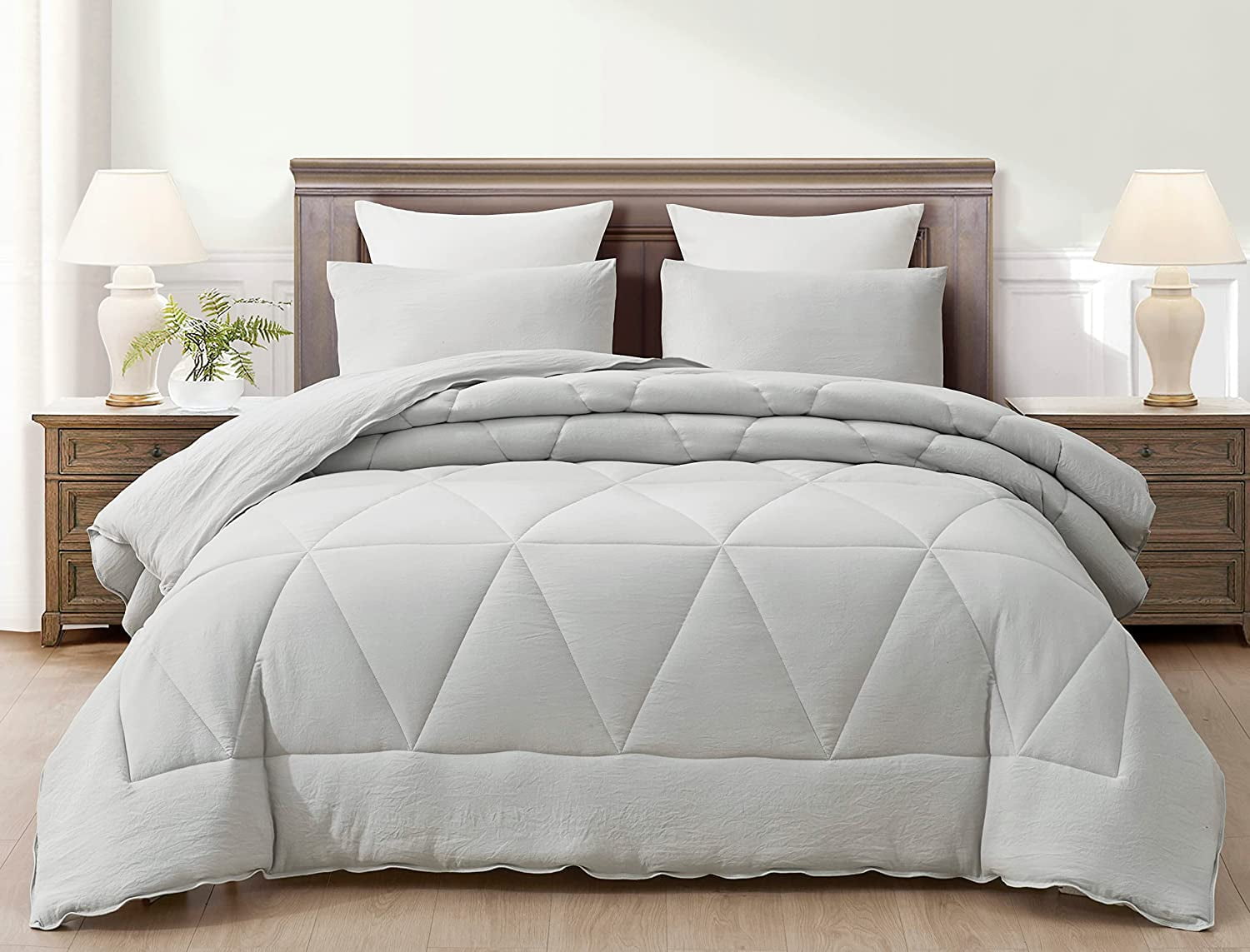 Chezmoi Collection Rory Light Gray Comforter Set King Size 3-Piece Fluffy Soft Lightweight Bedding Triangle Quilted Stone-Washed Microfiber Comforter Set for All Season