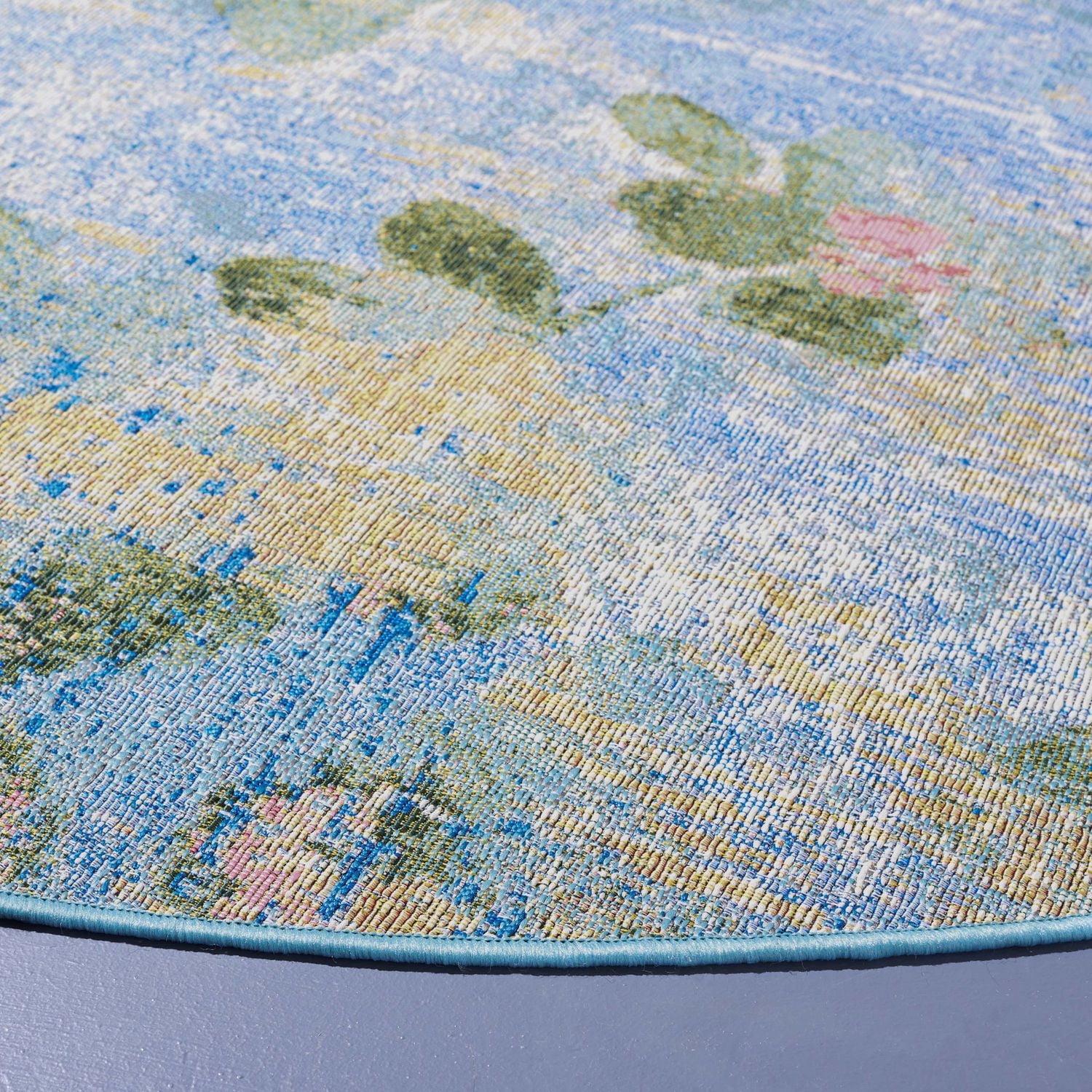 SAFAVIEH Barbados Cedric Floral Indoor/Outdoor Area Rug