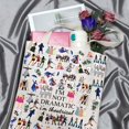 thumbnail image 3 of Bolsa de maquillaje GJTIM Musical Theatre No soy dramático, soy teatral, 3 of 7