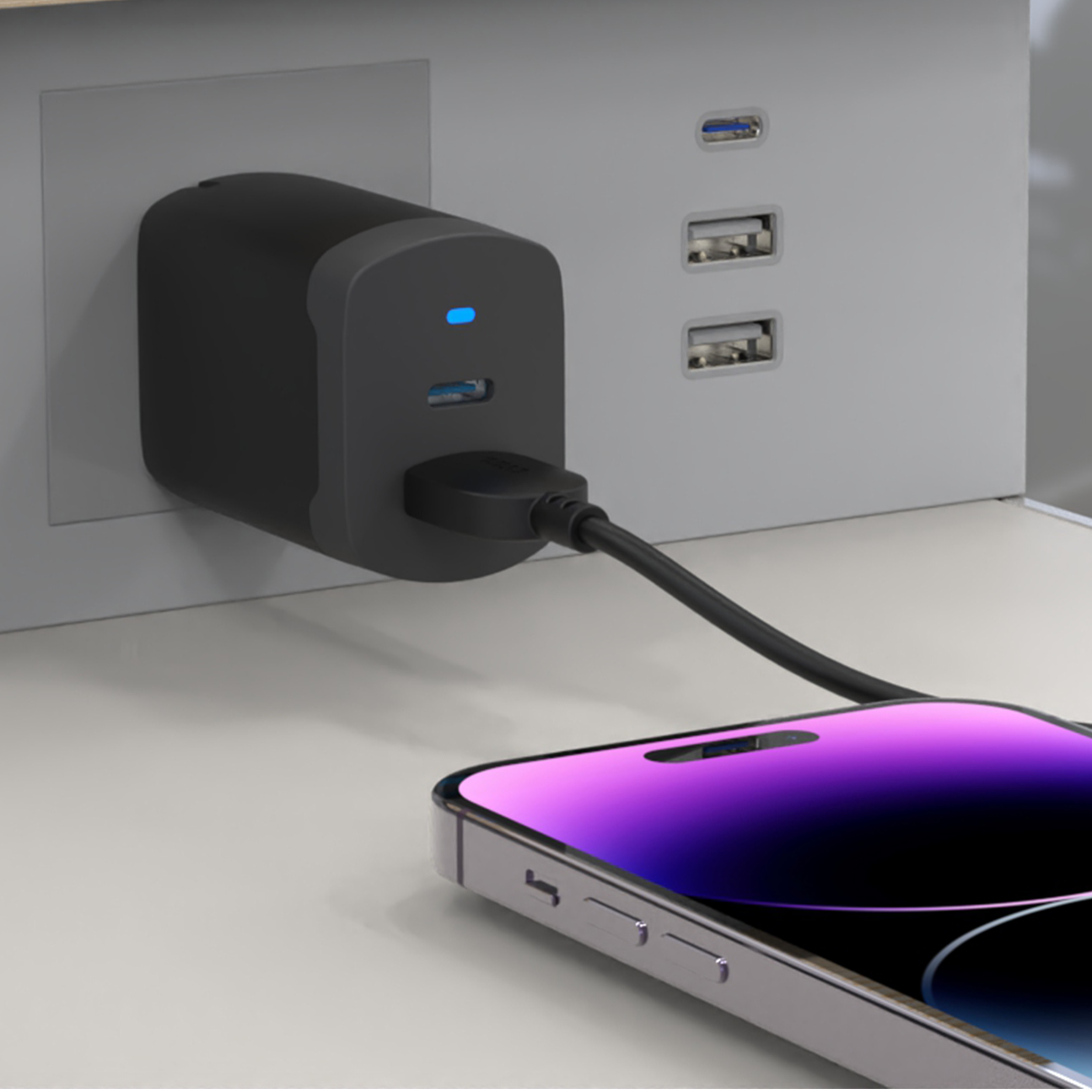 onn 32W Dual Port Wall Charger, USB-C and USB-A photo 4