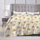 thumbnail image 5 of Manta de abejas y flores amarillas, manta de franela suave y ligera y esponjosa con diseño de abejas para decoración de sofá, cama, manta de 80 x 60 pulgadas con diseño de abejas, 5 of 7