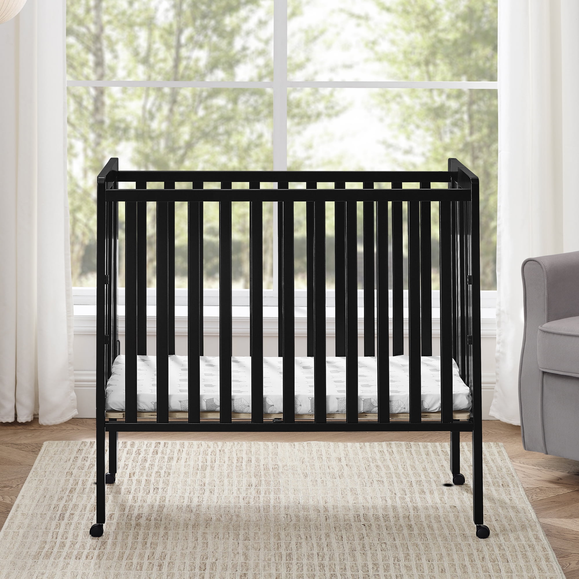 Delta Children Lee Portable Folding Mini Crib with 1.5-Inch Mattress - Greenguard Gold Certified, Black