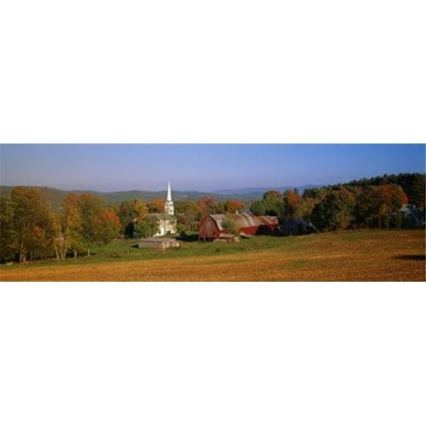 Panoramic Images PPI100433L Église et une Grange dans un Champ Pecham Vermont USA Affiche Imprimée par Panoramic Images - 36 x 12
