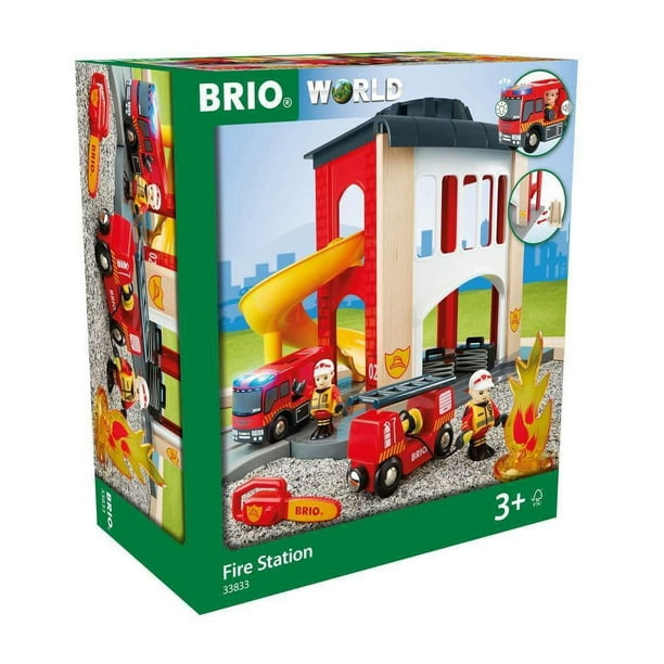 Estación de Bomberos BRIO World 33833 Juguete de 12 Piezas con Coche de Bomberos para Niños a Partir de 3 Años
