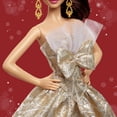 thumbnail image 3 of Muñeca de moda Barbie Signature 2025 Holiday con cabello castaño claro, 3 of 6