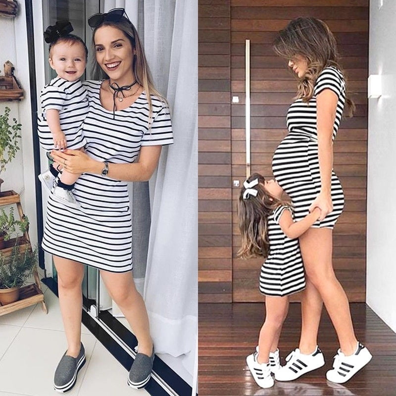 mom and infant girl matching outfits