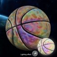 thumbnail image 2 of Balón de baloncesto holográfico reflectante de tamaño 7 para juegos nocturnos, iluminado en la oscuridad, regalo para adultos y niños., 2 of 8