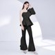 thumbnail image 2 of Traje de pantalón acampanado de manga larga con volantes y múltiples capas con un hombro al descubierto para mujer de principios de otoño, 2 of 4