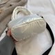 thumbnail image 4 of Bolso Hombro Acolchado Algodón Bolso Mano Cruzado Acolchado Invierno para Mujer (Blanco), 4 of 9
