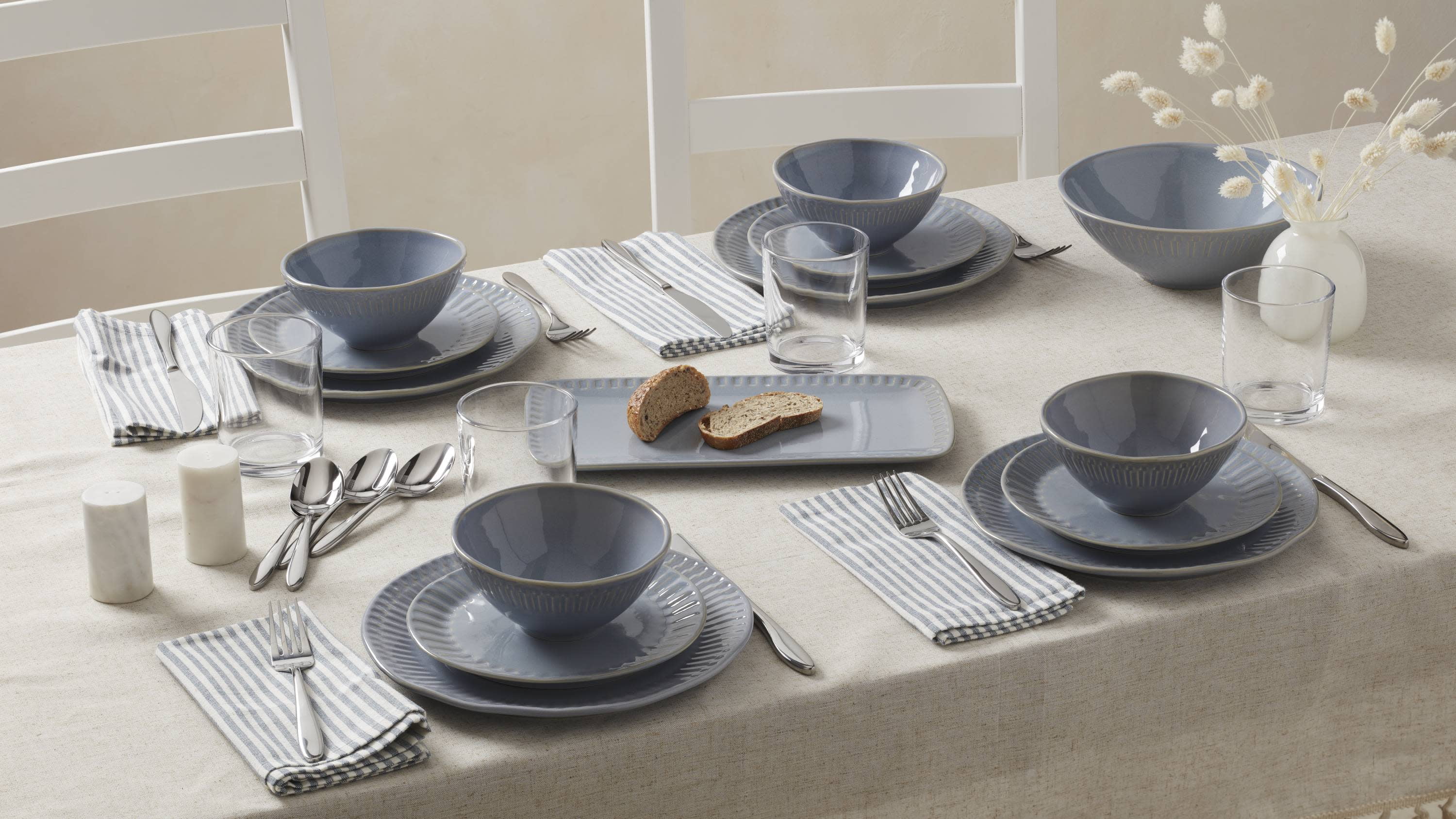 Oneida Entertain Artisanal Stripe Blue Stoneware Hors d'Oeuvres Serving Tray