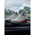 thumbnail image 1 of Size 10.5 - Jo r-dan 5 Shattered Backboard, 1 of 2