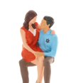 thumbnail image 4 of Figuras de personas en miniatura a escala 1:64 para decoración de escenas de automóviles. Estilo naranja 2, 4 of 6