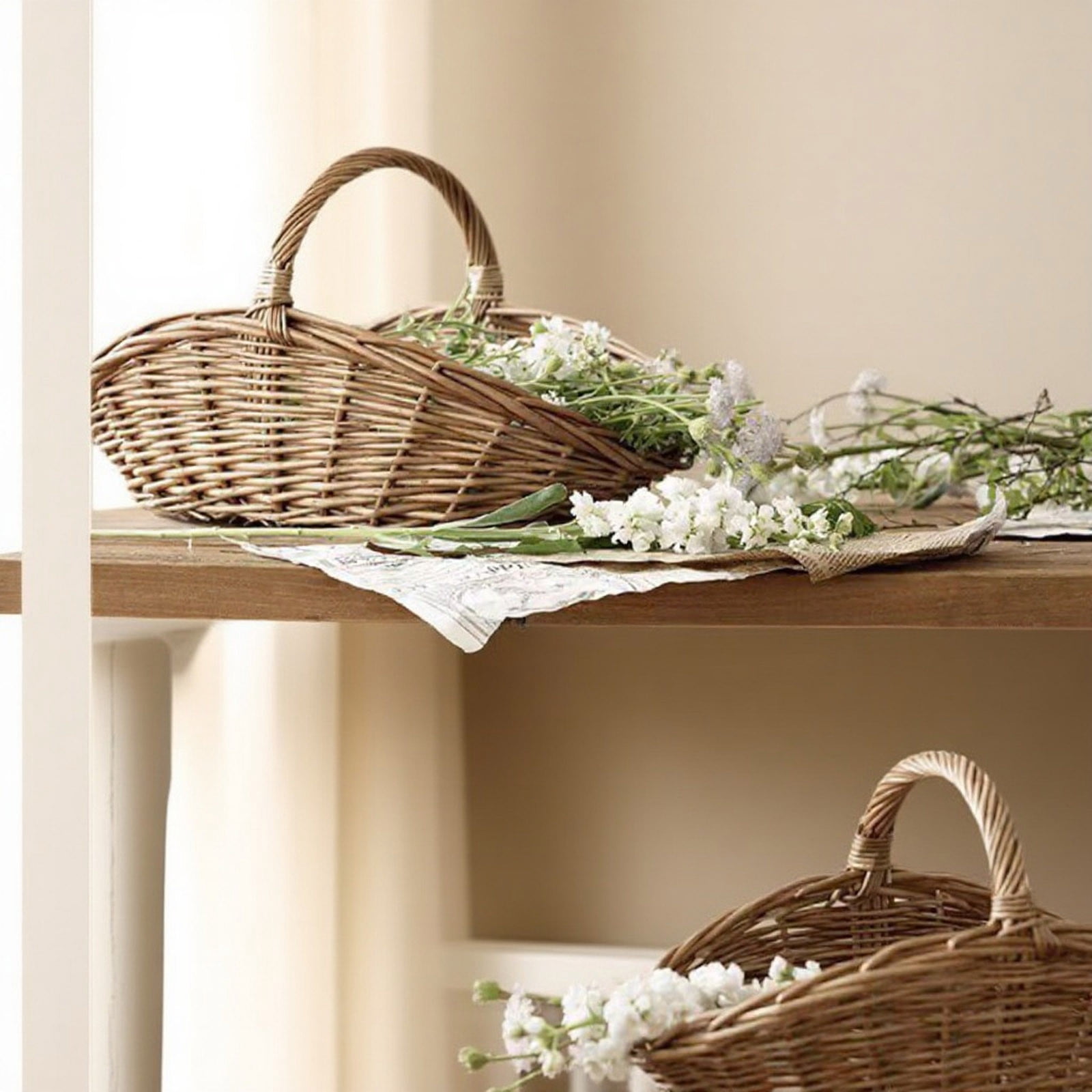 UJMNHYGT Handwoven Wicker Harvest Basket with Handle, 14.17x8.27x9.84 Inch Rattan Woven Storage Basket for Garden Fruit Vegetables Picnic Easter Organizing Flower Girl Gift Basket