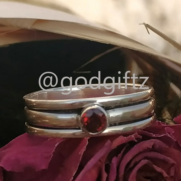Garnet Spinner Band Ring - 925 Sterling Silver Ring - Birthstone Jewelry - Meditation Ring - Simple Spinning Ring - Handmade Ring Jewelry