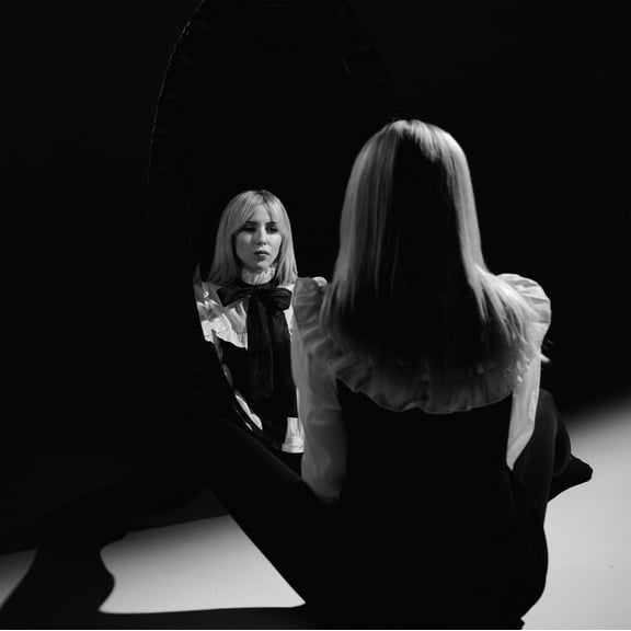 Brie Stoner - Me Veo - Music & Performance - CD
