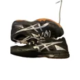 thumbnail image 2 of ASICS Gel Tactic Size 7.5 F870315, 2 of 5