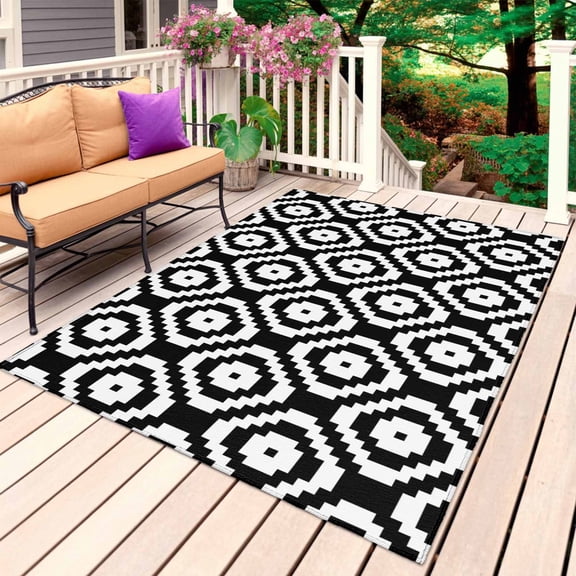 Black White Geometric Outdoor Rug 3x5 Ft, Non Slip Washable Area Rug, Modern Abstract Art Patio Rugs Carpet Runner, Large Floor Mat for Indoor/Outdoor Deck Porch Camping